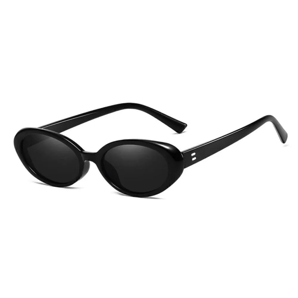2 pairs of Retro Oval Sunglasses - Picture 4 of 6